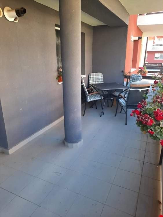 Diana Apartament Appartamento Braşov Esterno foto